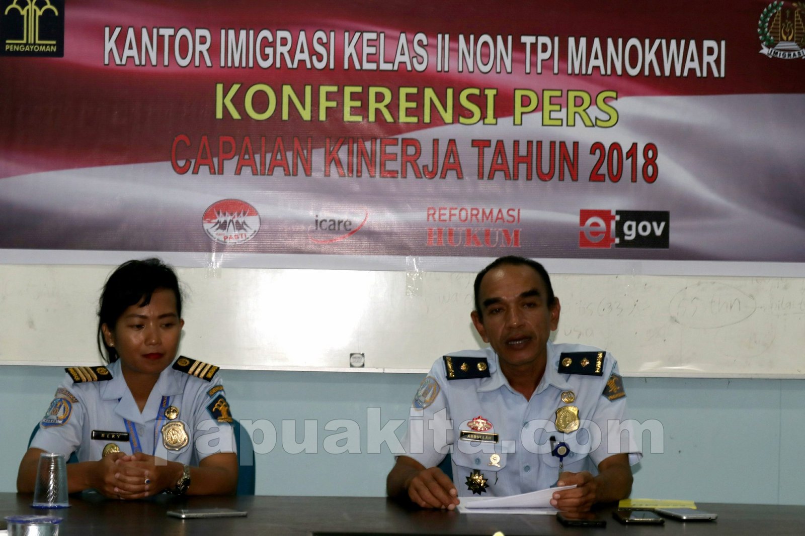 Pegawai Kantor Imigrasi Kelas II Non TPI Manokwari Imigrasi
