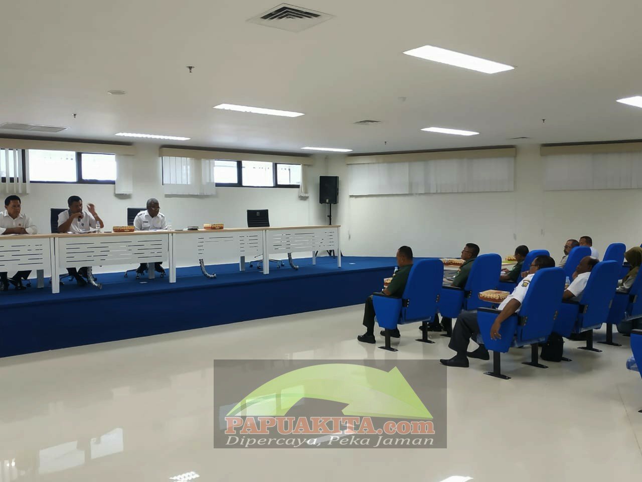 Rapat pembahasan tentang penyelesaian lahan RS Kodam dan Batalyon Kompi Lahan RS Kodam dan Batalyon Kompi