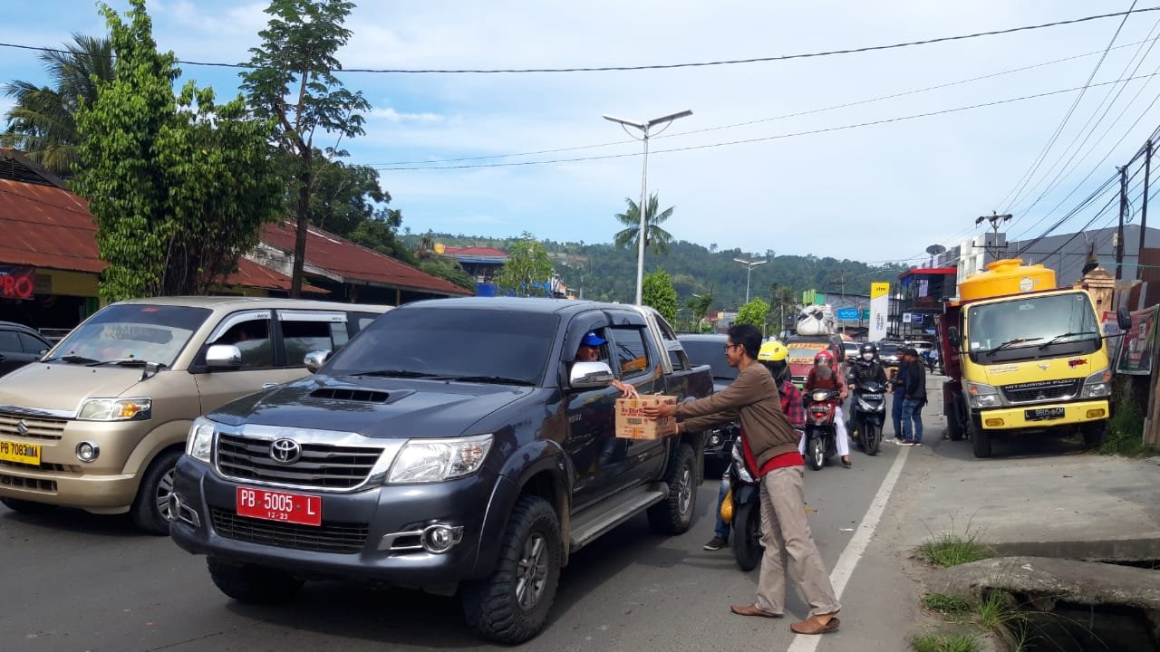 PWI Papua Barat dan FJPI Galang Donasi Donasi banjir bandang sentani