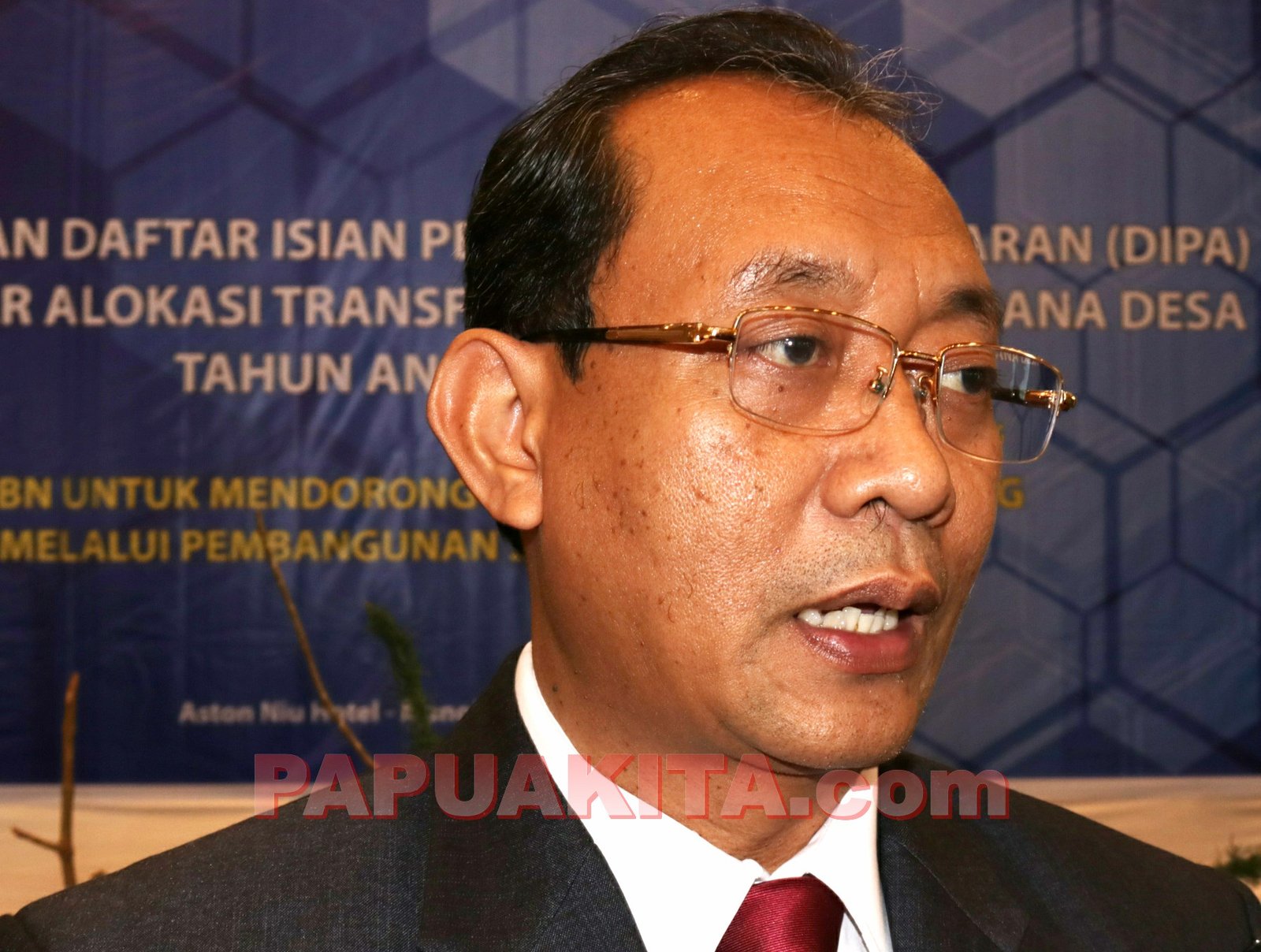 Kepala Kantor Wilayah Direktorat Jendral Perbendaharan Papua Barat, Arif Wibawa. Kepala Kantor Wilayah Direktorat Jendral Perbendaharan Papua Barat, Arif Wibawa.