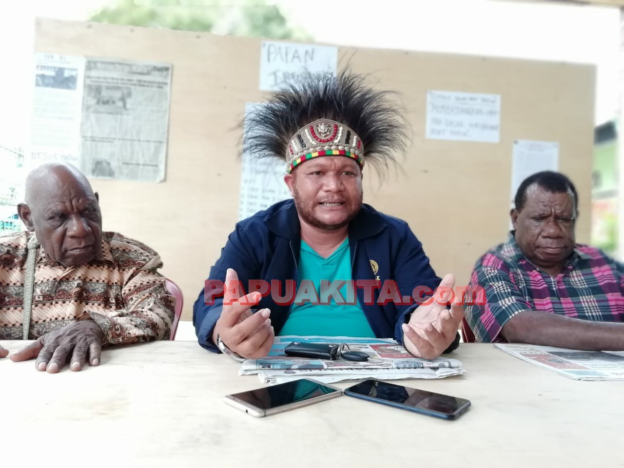 Ketua Dewan Adat Papua Wilayah III, Mananwir Paul Vincen Mayor DAP Versi Paul Mayor