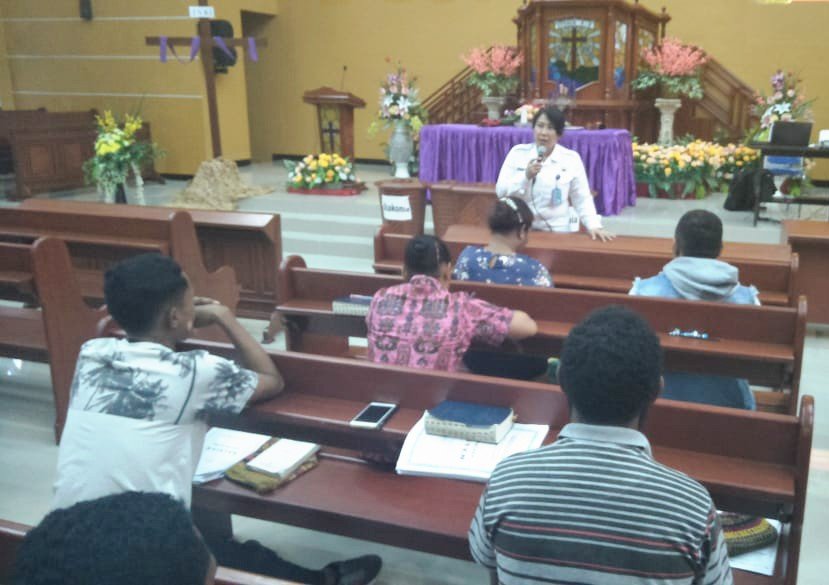 Sosialisasi bahaya penyalagunaan narkoba bagi pemuda Gereja GKI Jemaat Nasaret Fanindi Pantai BNNP PB