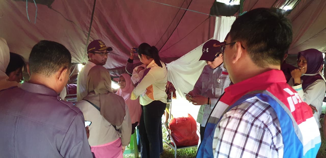 Kunjungan GM PT Pertamina Persero MOR VIII di posko bencana gempa bumi Ambon (2)