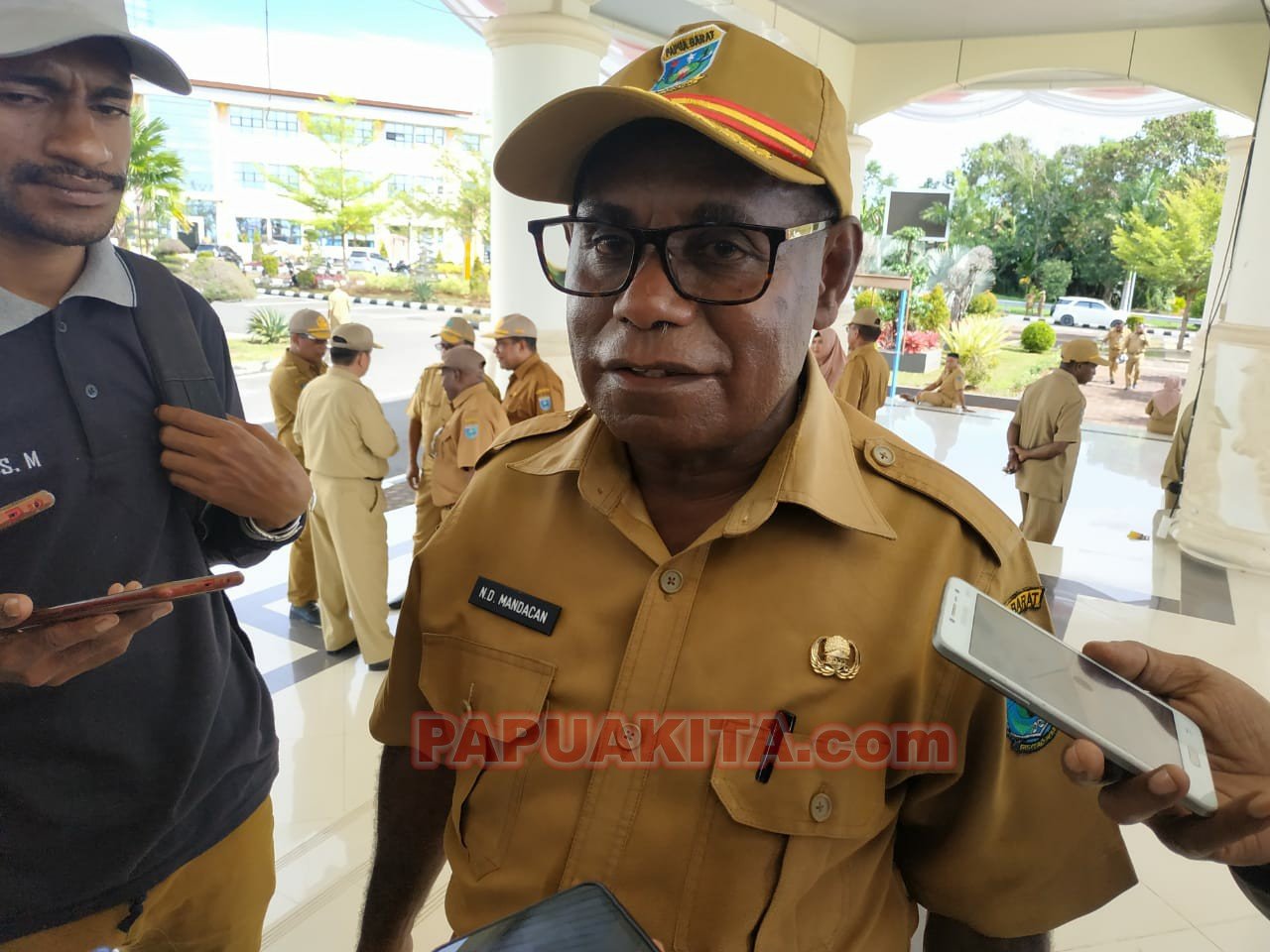 Sekretaris Daerah Provinsi Papua Barat, Nathaniel Dominggus Mandacan