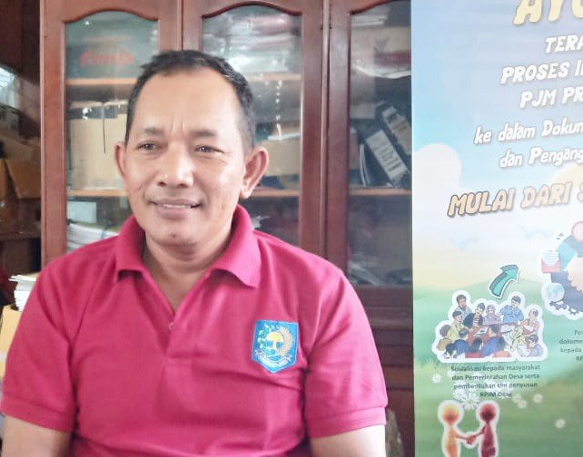 Kepala Seksie Administrasi Kampung Dinas Pemberdayaan Masyarakat dan Kampung (DPMK) Kabupaten Manokwari, Aswandi