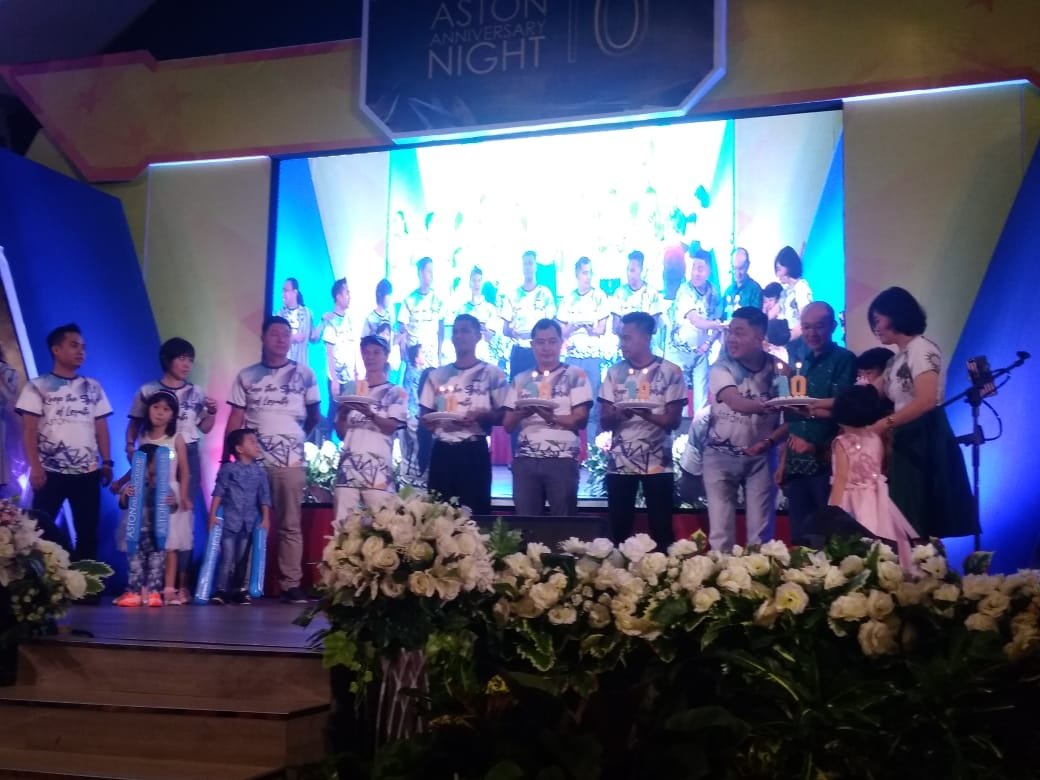 Perayaan HUT satu dekade Aston Niu Hotel Manokwari