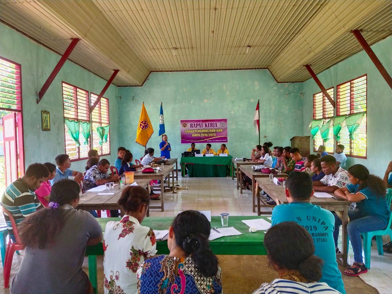 Rapat kerja UKM KMK Unipa diikuti bandan pengurus dan anggota. Komitmen UKM KMK maksimalkan program kerja