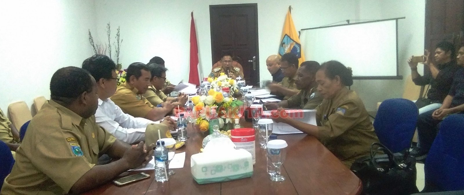 Rapat Peredana Tim Koordinasi Pengawasan Obat dan Makanan yang dibuka oleh Wakil Bupati Manokwari Edi Budoyo