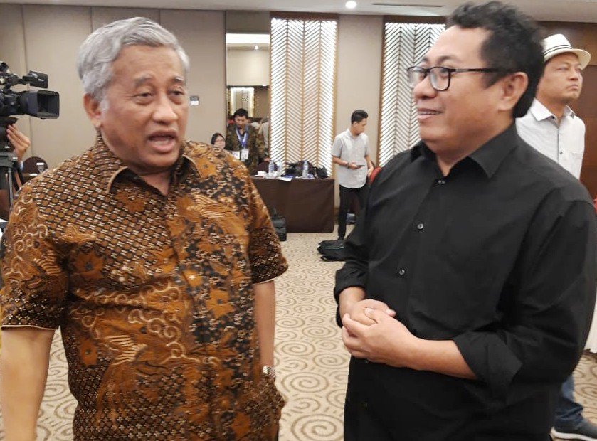 Ketua Dewan Pers, Muh. Nuh dan Ketua SMSI Firdaus Ketua Dewan Pers, Muh. Nuh dan Ketua SMSI Firdaus