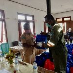 Penyerahan bantuan JPS secara simbolis kepada masyarakat di Distrik Salawati Tengah