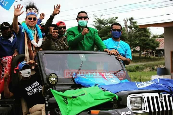 Calon bupati dan wakil bupati Kaimana, masing-masing pasangan Freddy Thie-Hasbullah Furuada dan pasangan Rita Teurupun-Leonard Syarkema