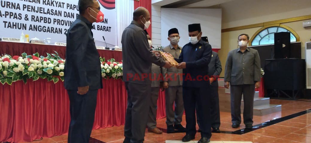 Penyerahan materi KUA dan PPAS