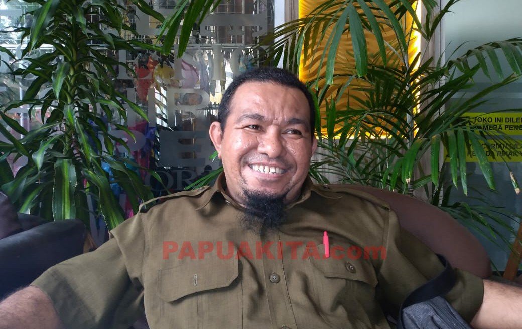 Wakil Ketua DPR Papua Barat Saleh Siknun