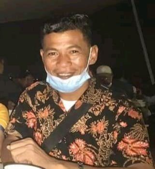 Ketua Tim Pemenangan Calon Bupati dan Wakil Bupati pasangan Hendrik Sake Mambor-Andarias Kayukatui