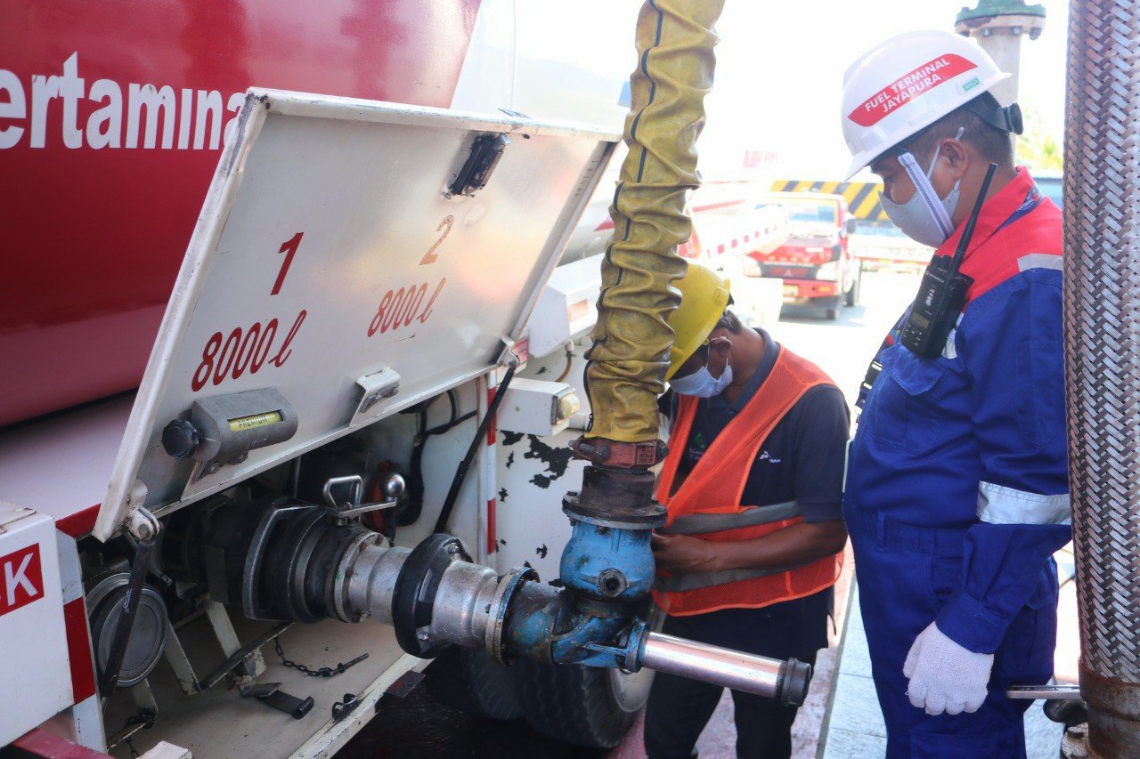 PT Pertamina Persero menjamin kebutuhan BBM masyarakat selama bulan Ramadan 1442 Hijriah di Wilayah Papua Maluku