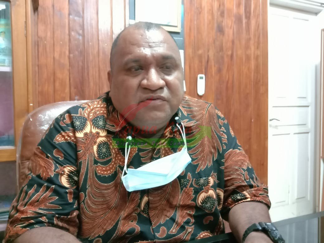 Pelaksana tugas Kepala Dinas Pendidikan Pemuda dan Olahraga Kabupaten Kaimana, Ray Ratu D. Come