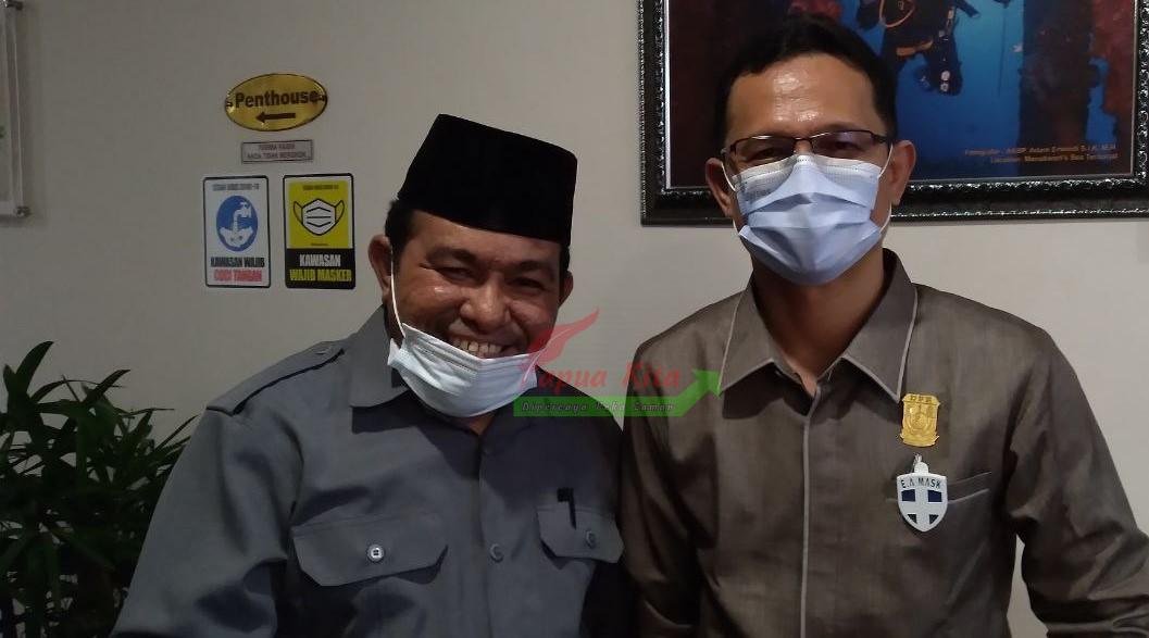 Wakil Ketua DPRPB Saleh Siknun (kiri) bersama Wakil Ketua DPRPB Ranley Mansawan