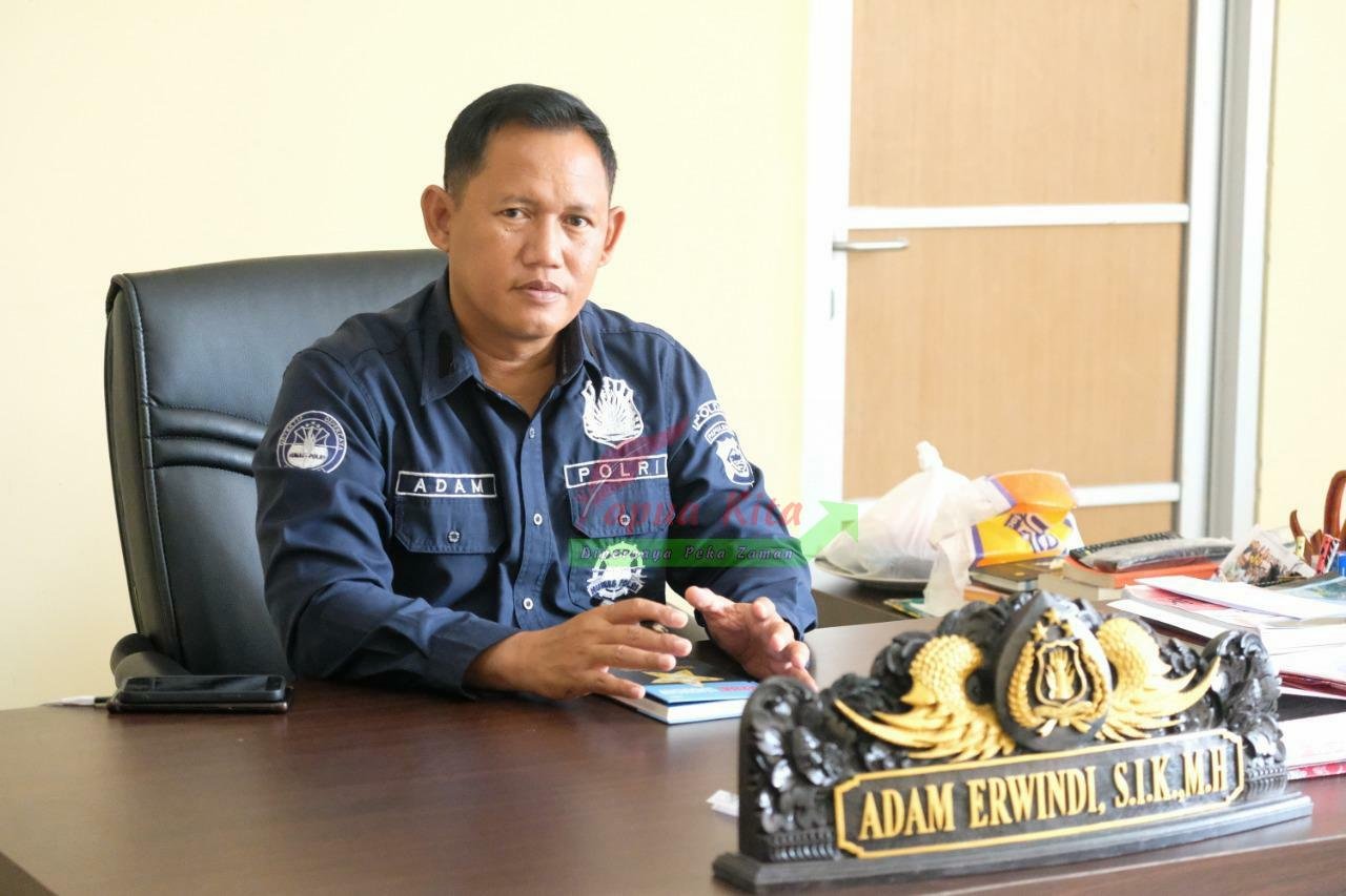 Kombespol Adam Erwindi, S.I.K, M.H, Kabid Humas Polda PB