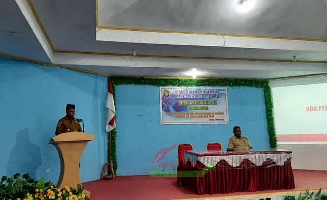 Penutupan acara sosialisasi dan sertifikasi angkutan wisata di Kabupaten Kaimana
