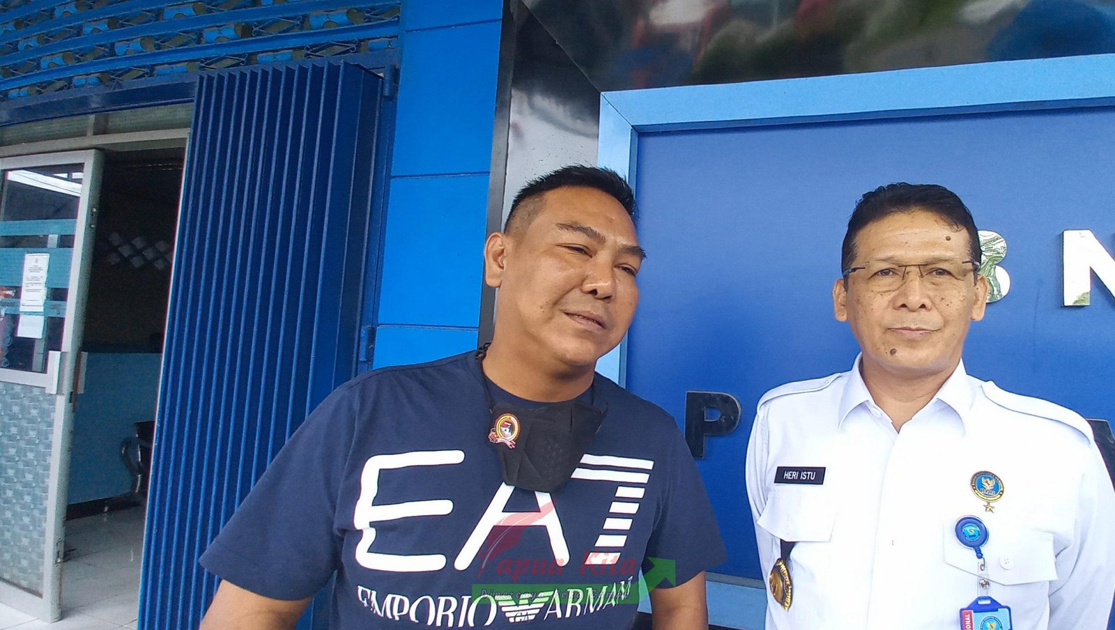 Kepala BNNPB Brigjenpol Heri Istu Hariono didampingi Diresnarkoba Polda PB Kombespol Indra Napitupulu