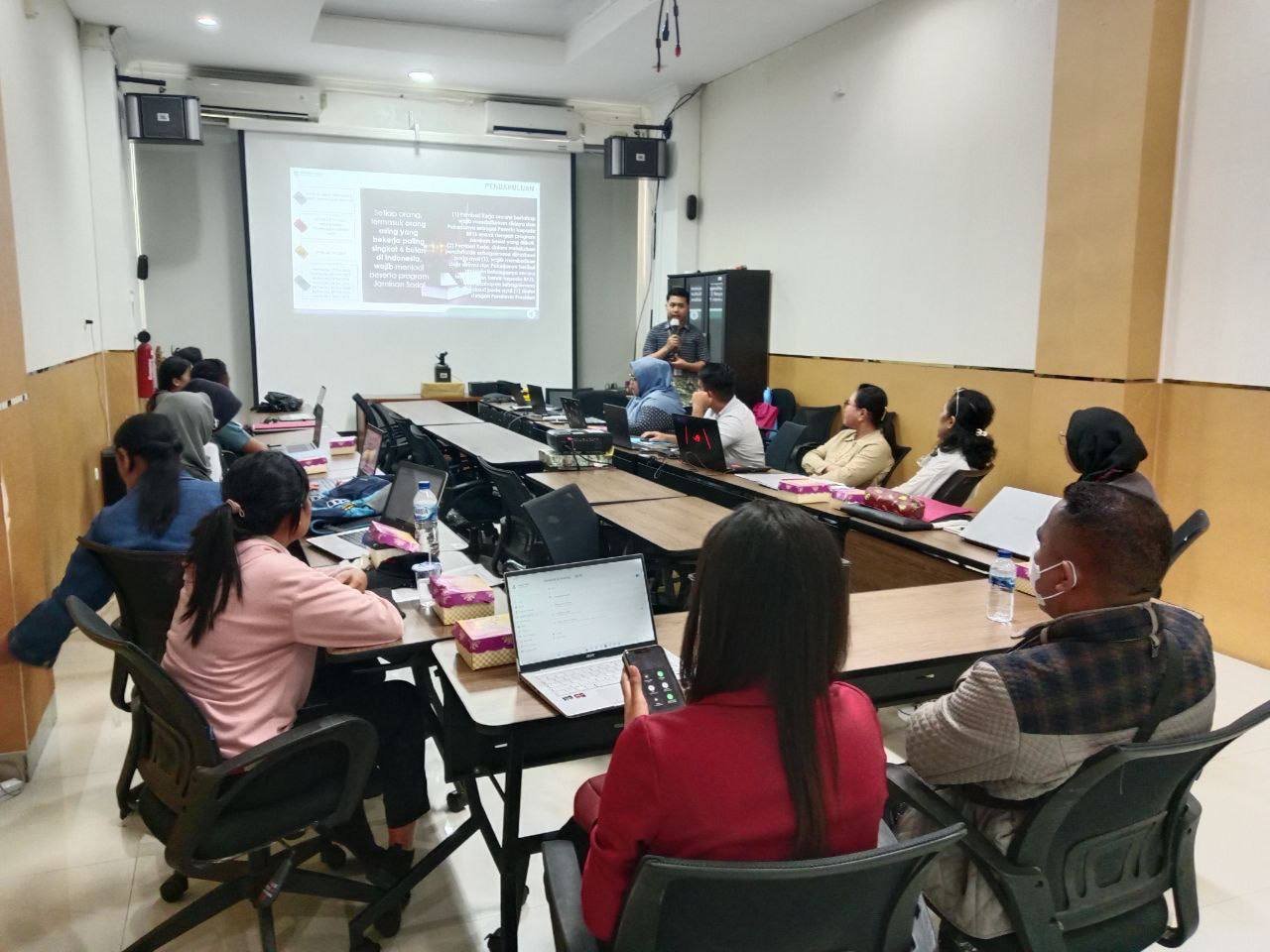 Sosialisasi aplikasi Edabu oleh BPJS Kesehatan Cabang Manokwari kepada perwakilan Badan Usaha