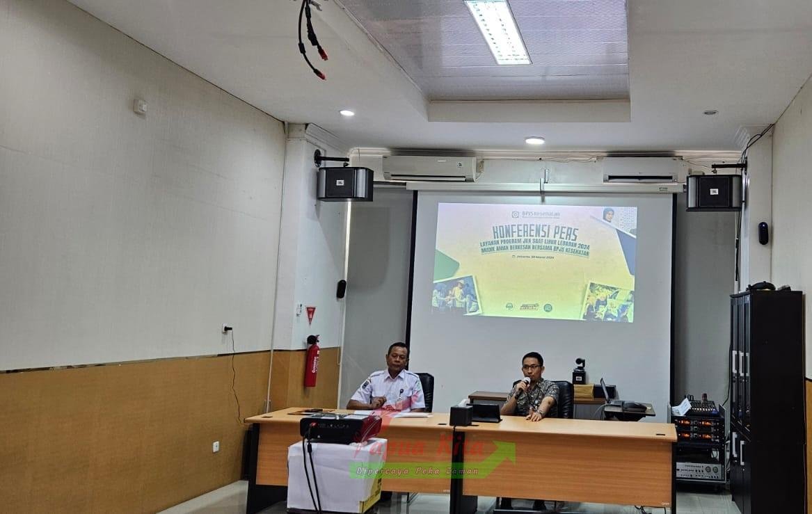 Kepala BPJS Kesehatan Cabang Manokwari, dr. Dwi Sulistiyono Yudo bersama Sekretaris Dinas Kesehatan Provinsi Bachtiar Kepala BPJS Kesehatan Cabang Manokwari, dr. Dwi Sulistiyono Yudo bersama Sekretaris Dinas Kesehatan Provinsi Bachtiar