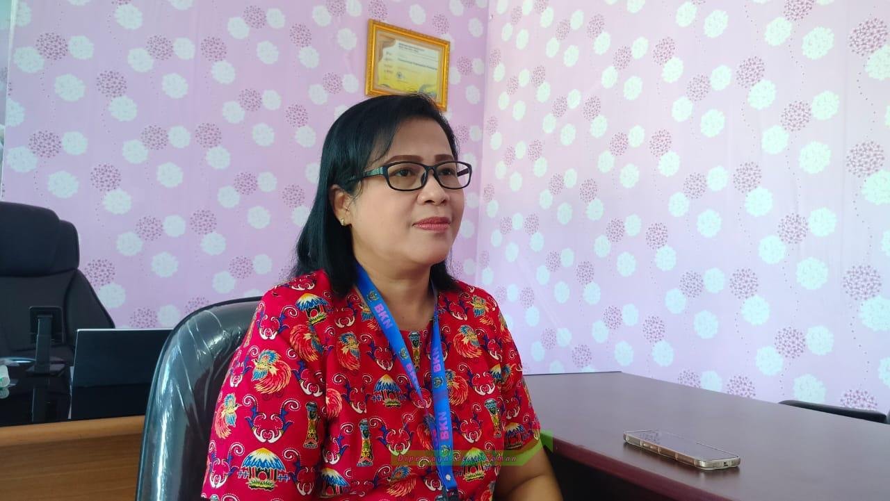 Kepala BKPSDM Kabupaten Kaimana Onna Lawalata Kepala BKPSDM Kabupaten Kaimana Onna Lawalata