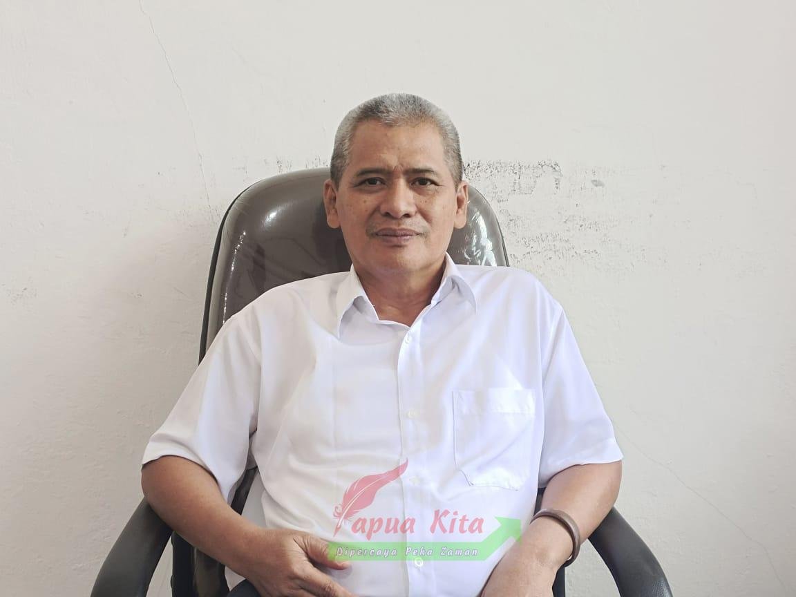 Kepala Kesbangpol KabupatenKaimana Agus Duwila Kepala Kesbangpol KabupatenKaimana Agus Duwila