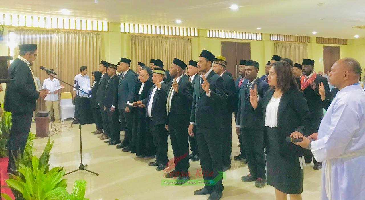 Pelantikan 35 anggota PPD se Kabupaten Kaimana Pelantikan 35 anggota PPD se Kabupaten Kaimana