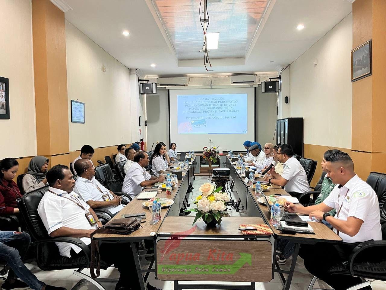 Pertemuan antara BPJS Kesehatan Cabang Manokwari, BP3OKP RI, dan PT Genti Oil Kasuri terkait Program SRIKANDI Pertemuan antara BPJS Kesehatan Cabang Manokwari, BP3OKP RI, dan PT Genti Oil Kasuri terkait Program SRIKANDI
