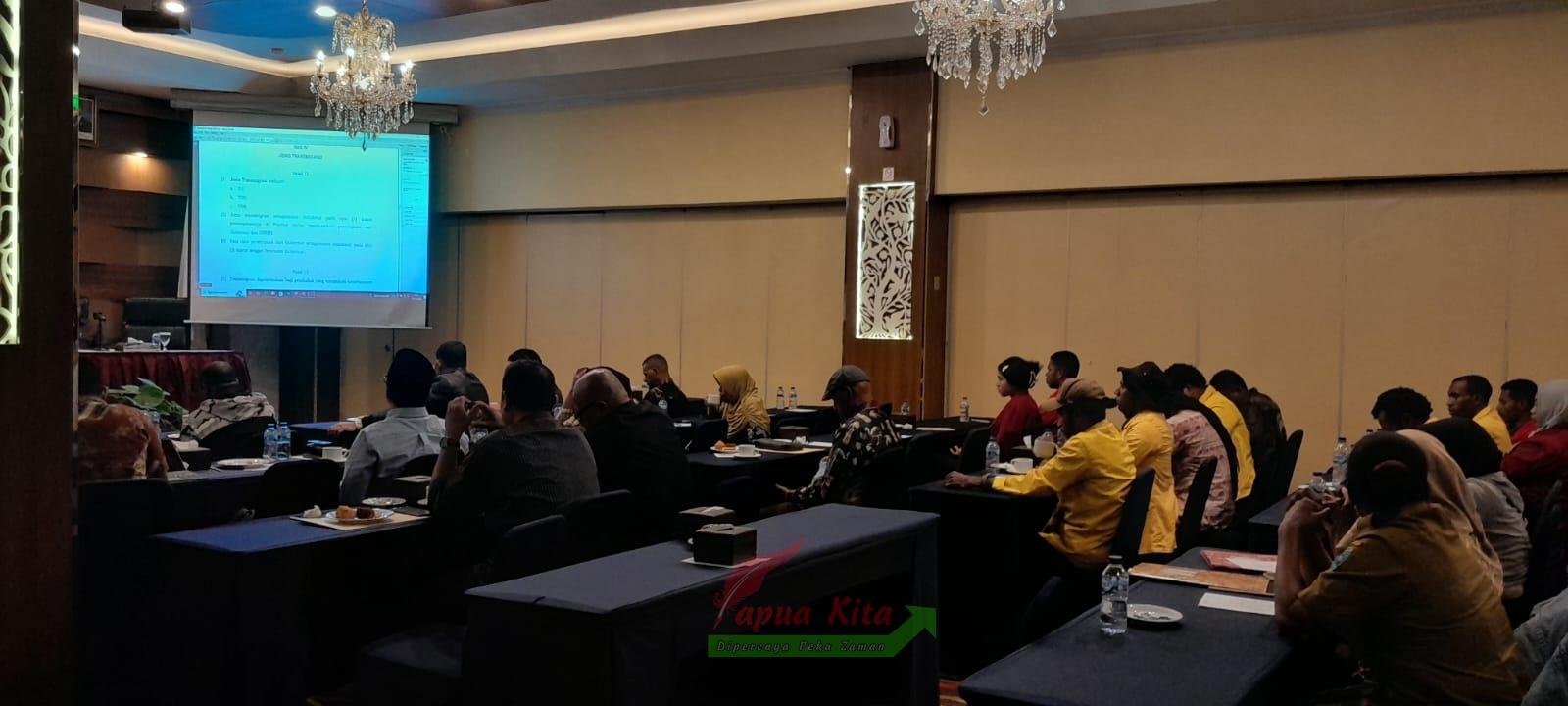 Suasana rapat dengar pendapat DPRPB terkait penolakan program transmigrasi Suasana rapat dengar pendapat DPRPB terkait penolakan program transmigrasi