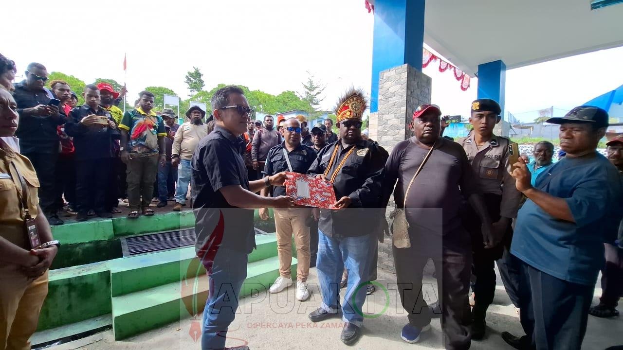 Aspirasi PAL-KOAP diterima Ketua Komisi II DPR Papua Barat Ahmad Kudus Aspirasi PAL-KOAP diterima Ketua Komisi II DPR Papua Barat Ahmad Kudus