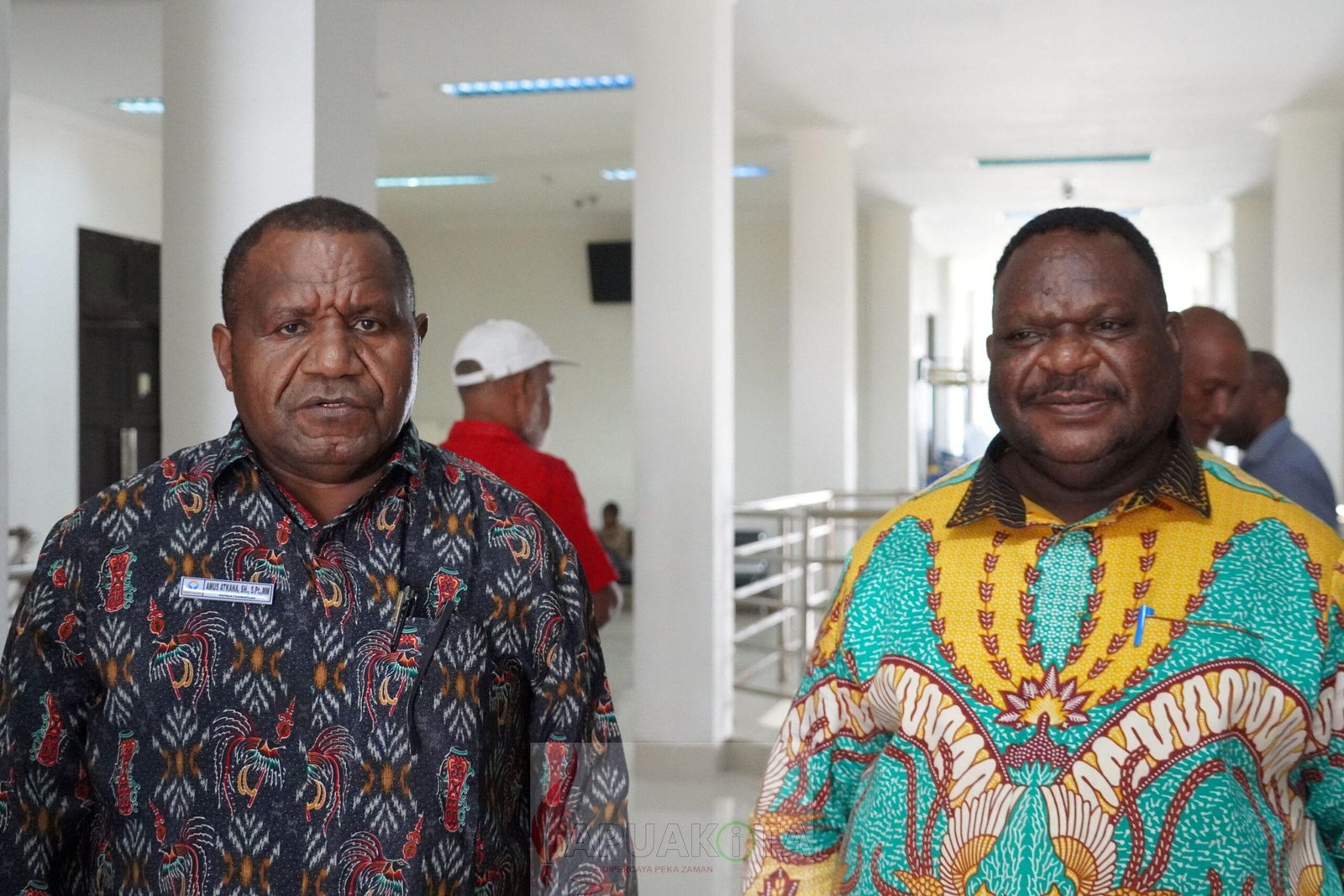 Kiri-kanan, Ketua Ombudsman Perwakilan Papua Barat Amus Atkana dan Ketua DPR Papua Barat Orgenes Wonggor yang akrab disapa Owor Kiri-kanan, Ketua Ombudsman Perwakilan Papua Barat Amus Atkana dan Ketua DPR Papua Barat Orgenes Wonggor yang akrab disapa Owor