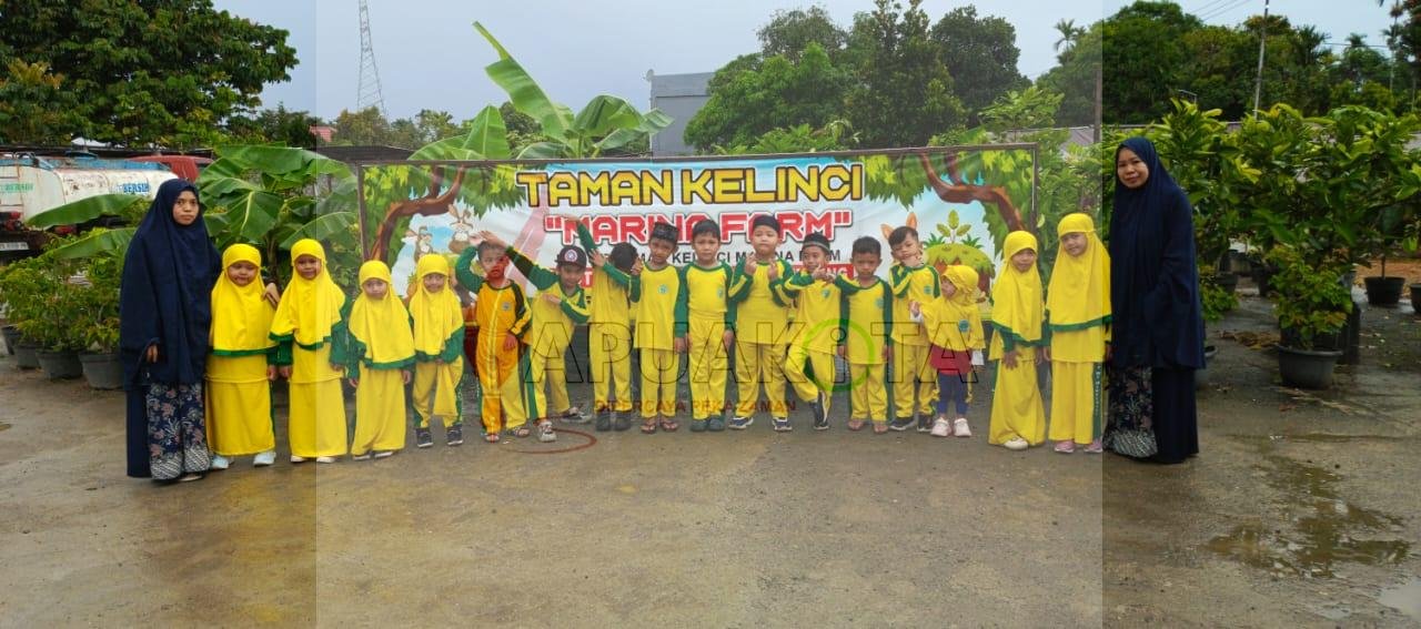 Kunjungan TKIT Wahdah Islamiyah Manokwari ke Kebun Kelinci Marina Farm