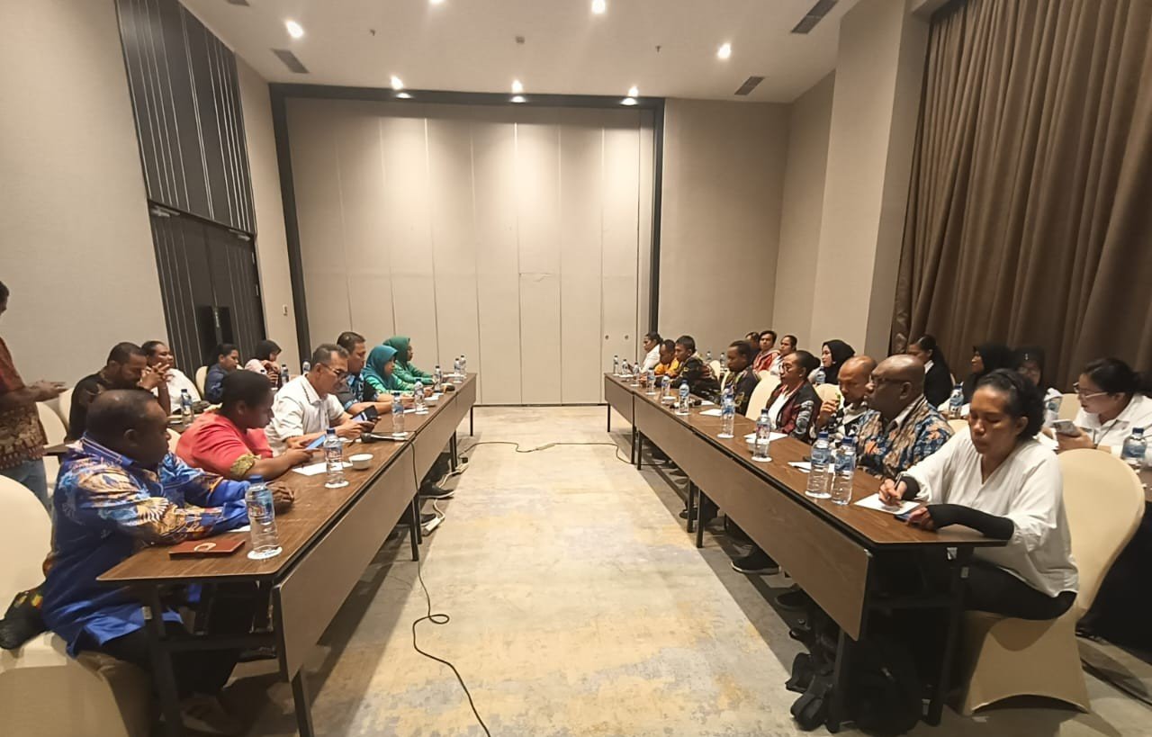 Suasana pertemuan Komisi 1 DPR Papua Barat dengan BPD Provinsi Papua Barat di Jakarta