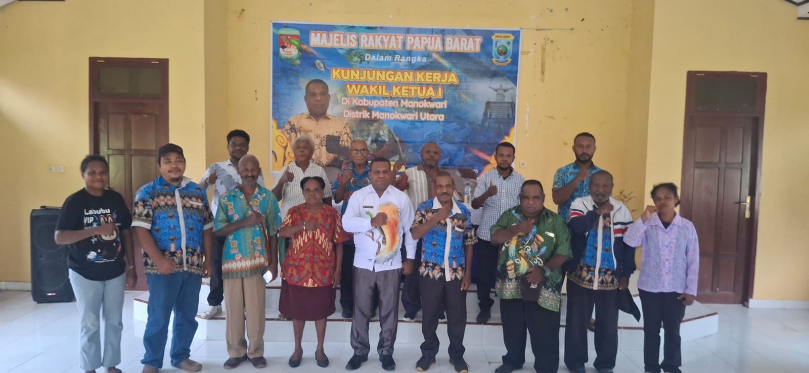 Kunjungan kerja Wakil Ketua I MRPB Raimon Mandacan di Distrik Manokwari Utara