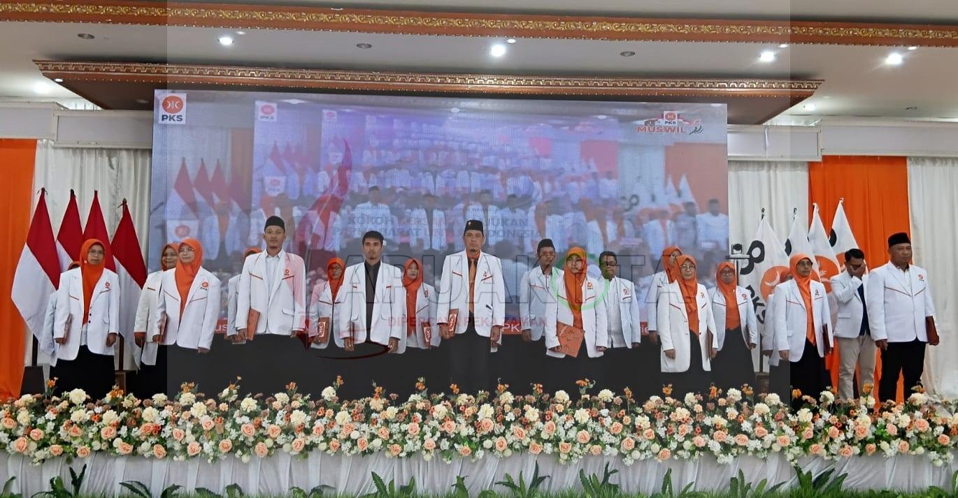 Pengukuhan pengurus DPW PKS Papua Barat Periode 2025-2030 Pengukuhan pengurus DPW PKS Papua Barat Periode 2025-2030