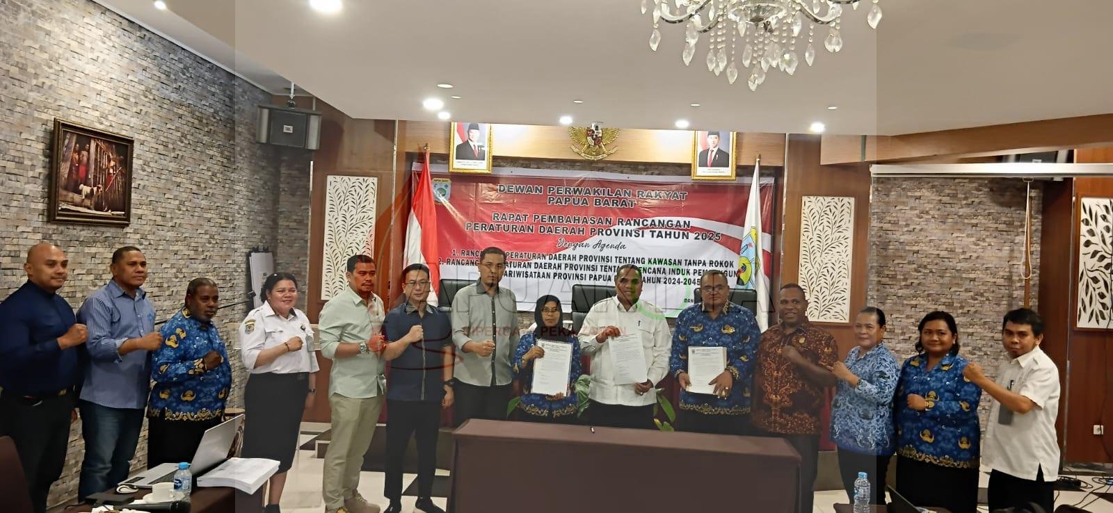 Pembahasan Raperdasi Provinsi Papua Barat tentang Kawasan Tanpa Rokok atau KTR Pembahasan Raperdasi Provinsi Papua Barat tentang Kawasan Tanpa Rokok atau KTR