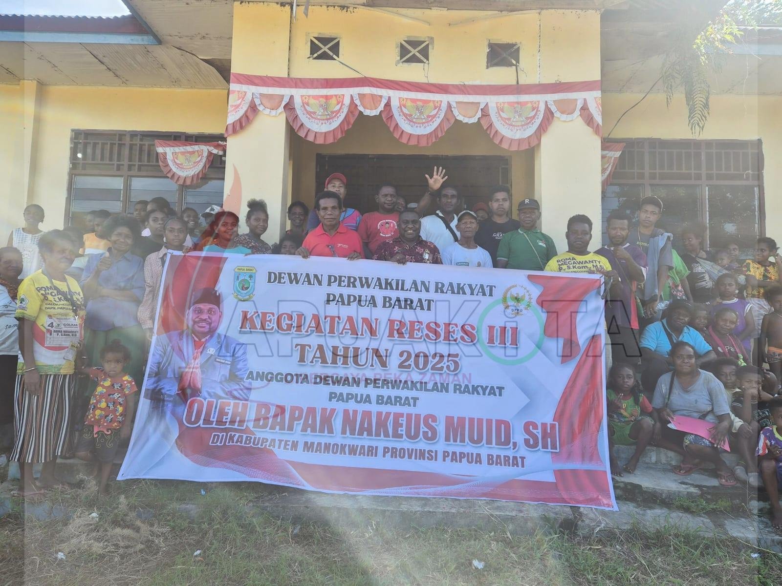 Reses III tahun 2025, Anggota DPR Provinsi Papua Barat Nakeus Muid (1) Reses III tahun 2025, Anggota DPR Provinsi Papua Barat Nakeus Muid (1)