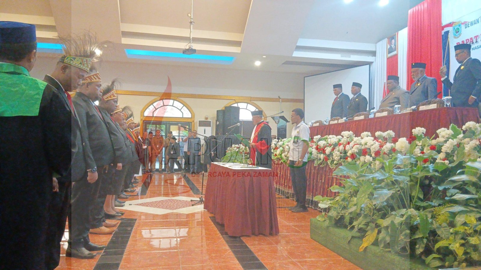 Pelantikan 9 Anggota DPRP Papua Barat jalur pengangkatan