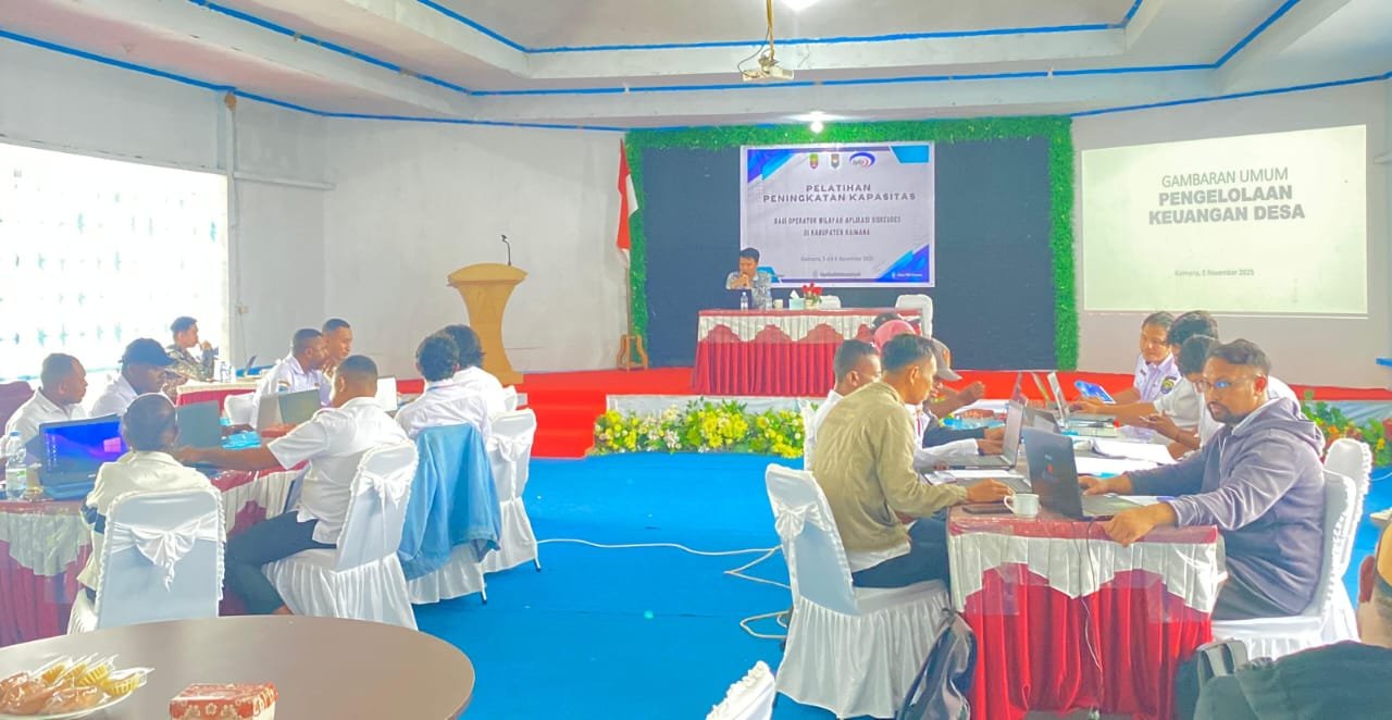 Peserta pelatihan peningkatan kapasitas bagi operator wilayah aplikasi Sistem Keuangan Desa (Siskeudes). Kegiatan ini digelar oleh DPMK Kabupaten Kaimana Peserta pelatihan peningkatan kapasitas bagi operator wilayah aplikasi Sistem Keuangan Desa (Siskeudes). Kegiatan ini digelar oleh DPMK Kabupaten Kaimana