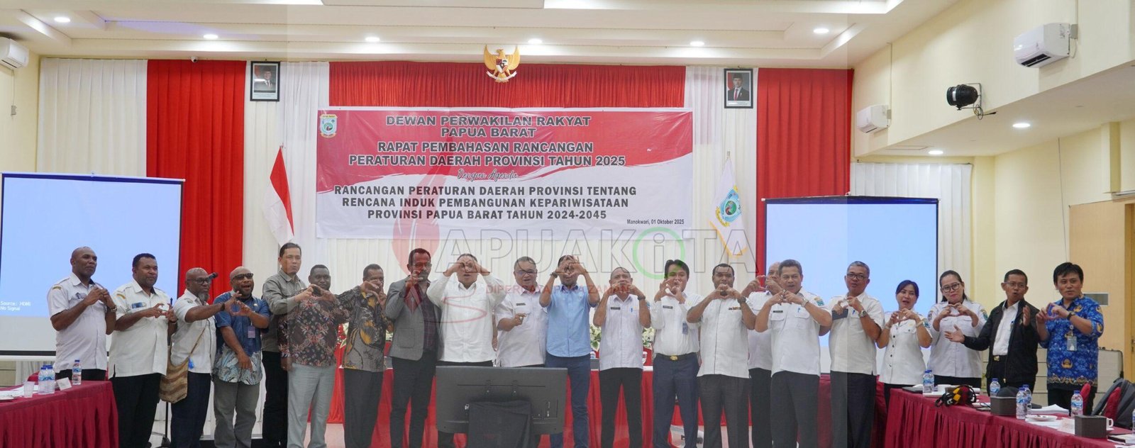 Rapat Bapemperda DPRP PB bersama 23 OPD terkait Raperdasi RIPARPROV Papua Barat