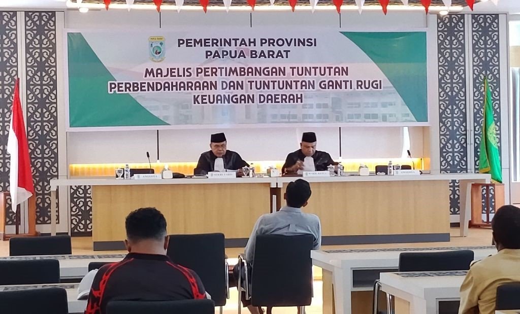 Suasana Sidang lima kontraktor oleh TPTGR