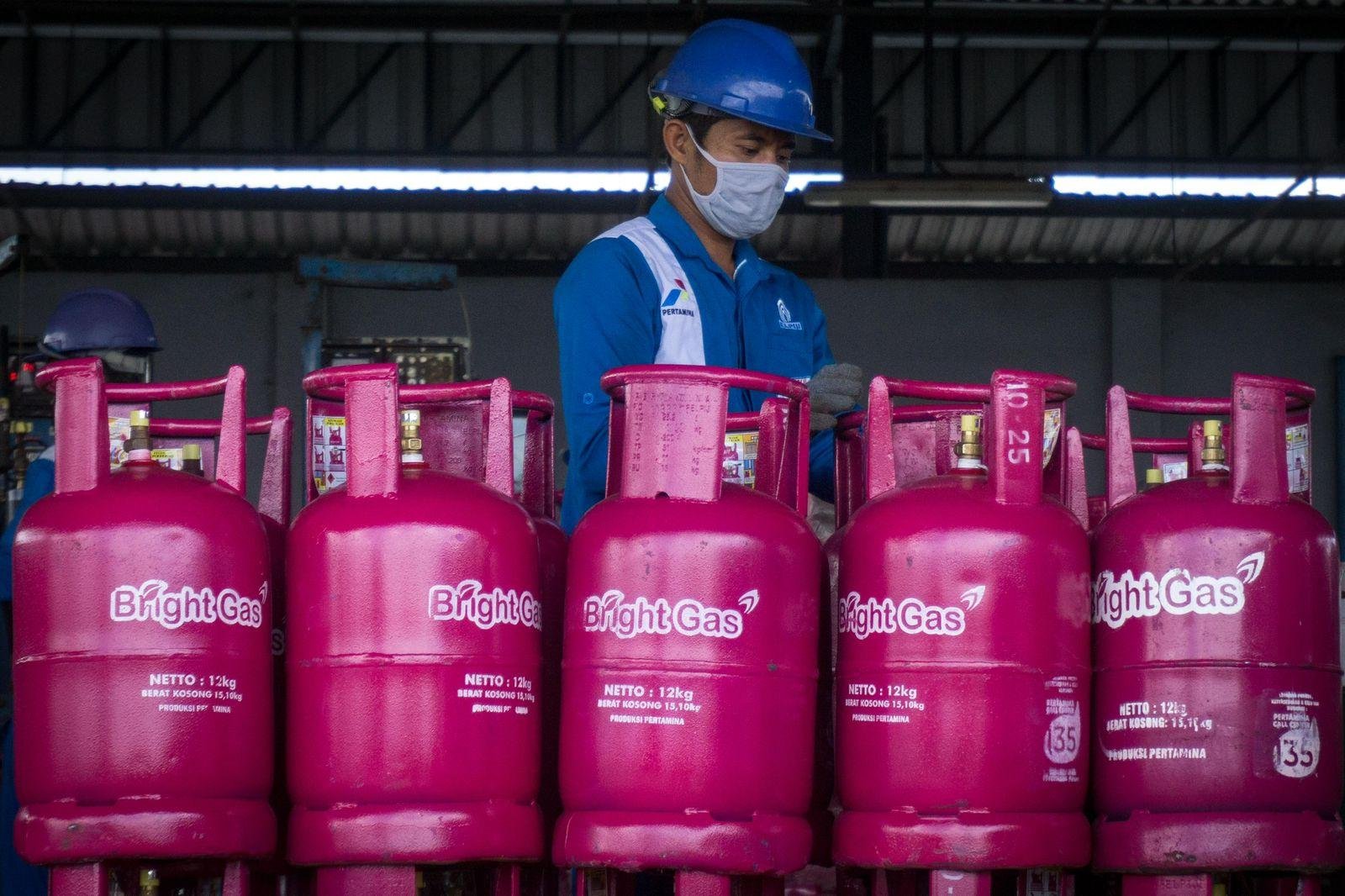 Pertamina Patra Niaga perkuat sinergi dengan Disperindag Kabupaten Manokwari. Dalam rangka distribusi LPG bagi masyarakat (2) Pertamina Patra Niaga perkuat sinergi dengan Disperindag Kabupaten Manokwari. Dalam rangka distribusi LPG bagi masyarakat