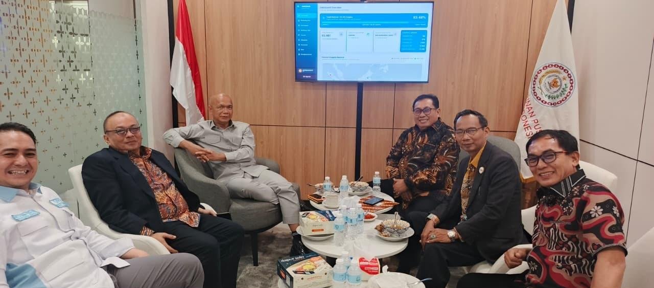 Audiensi Pengurus Pusat SMSI bersama DPP ABPEDNAS di Kantor Pusat ABPEDNAS, Jakarta Selatan, Selasa 20 Mei 2026. Audiensi Pengurus Pusat SMSI bersama DPP ABPEDNAS di Kantor Pusat ABPEDNAS, Jakarta Selatan, Selasa 20 Mei 2026.