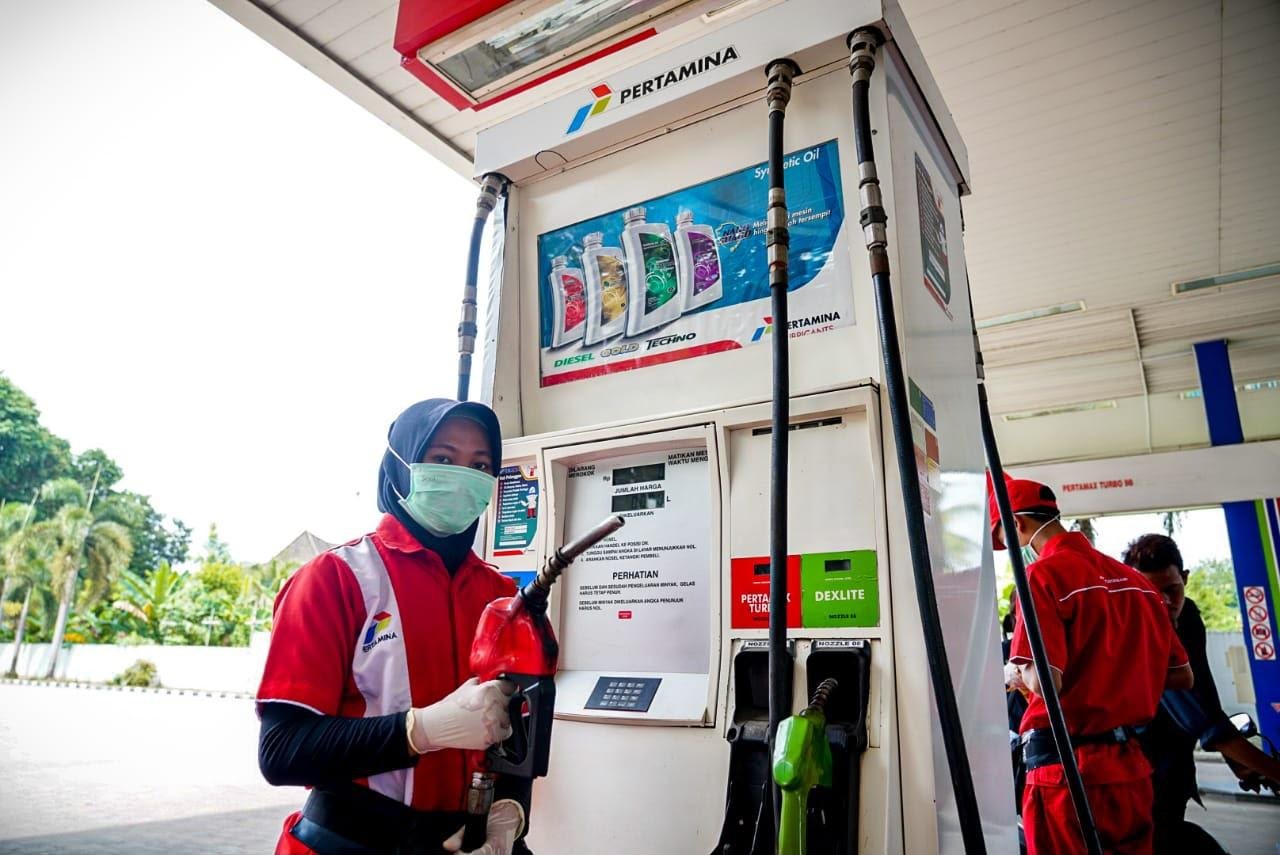 PT Pertamina Patra Niaga resmi melakukan penyesuaian harga BBM nonsubsidi yang berlaku efektif mulai 1 Juni 2026. PT Pertamina Patra Niaga resmi melakukan penyesuaian harga BBM nonsubsidi yang berlaku efektif mulai 1 Juni 2026. Penyesuaian tersebut mencakup penurunan harga BBM jenis diesel Pertamina Dex dan Dexlite serta Pertamax Turbo