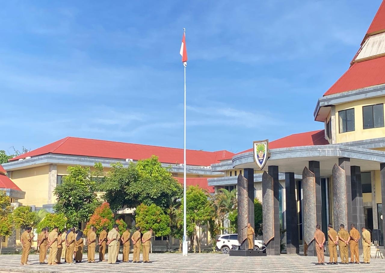 Apel perdana di lingkup Pemda Kabupaten Kaiaman usai libur Nataru.