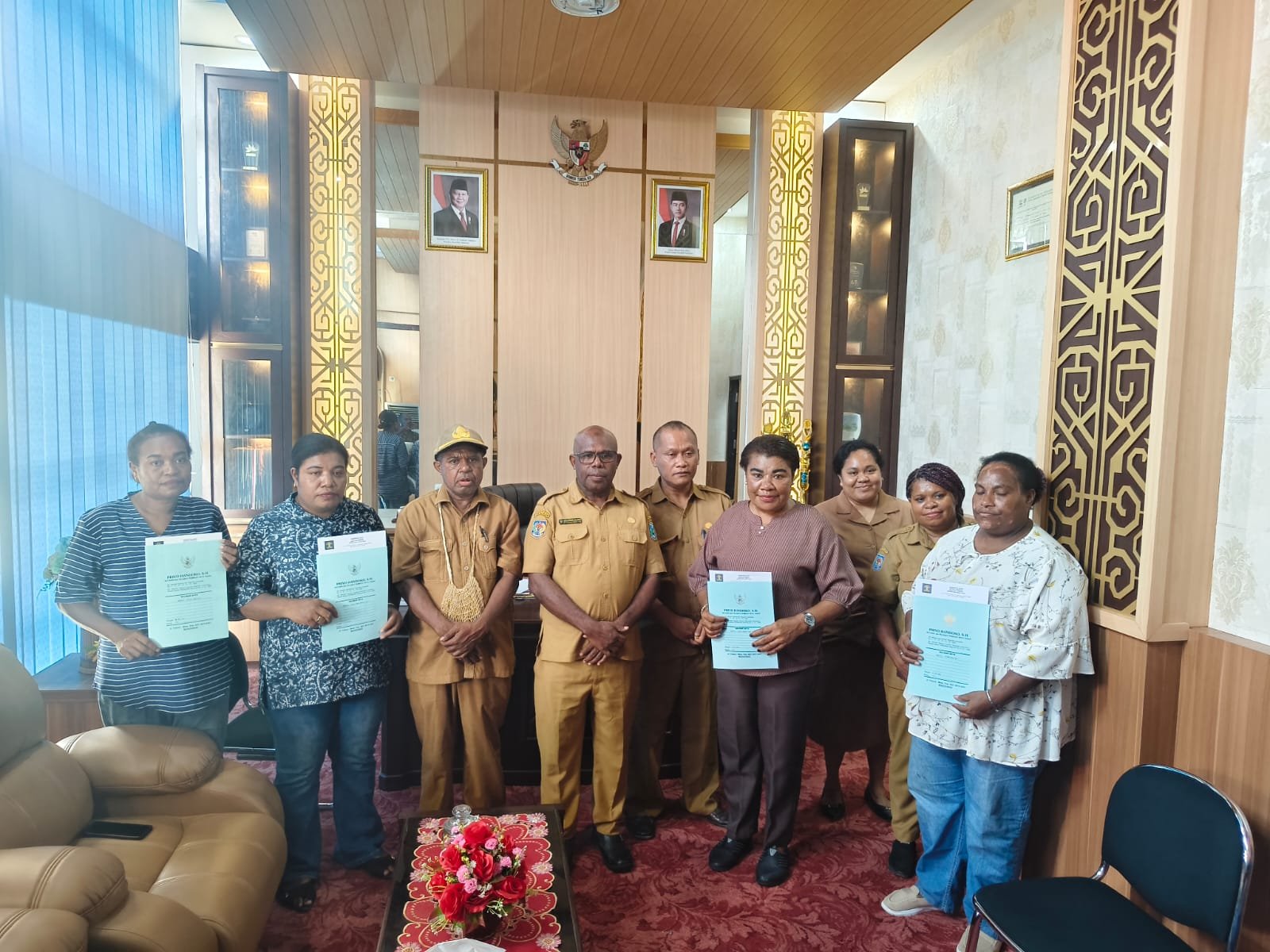 Penyerahan Akta Pendirian Sanggar Kesenian