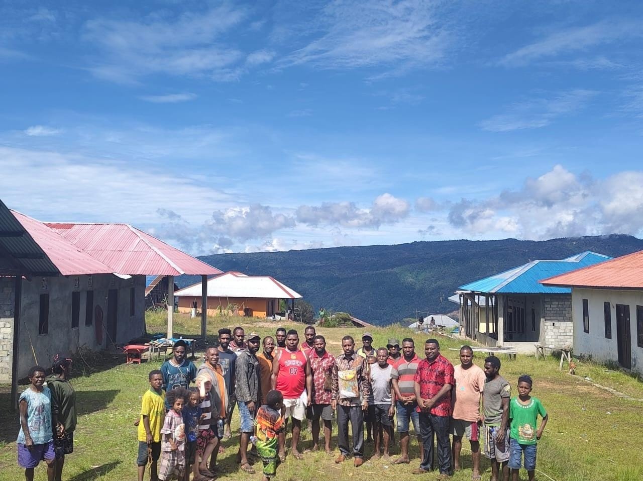 Reses II Anggota DPR Provinsi Papua Barat Yustus Towansiba di Kabupaten Pegunungan Arfak