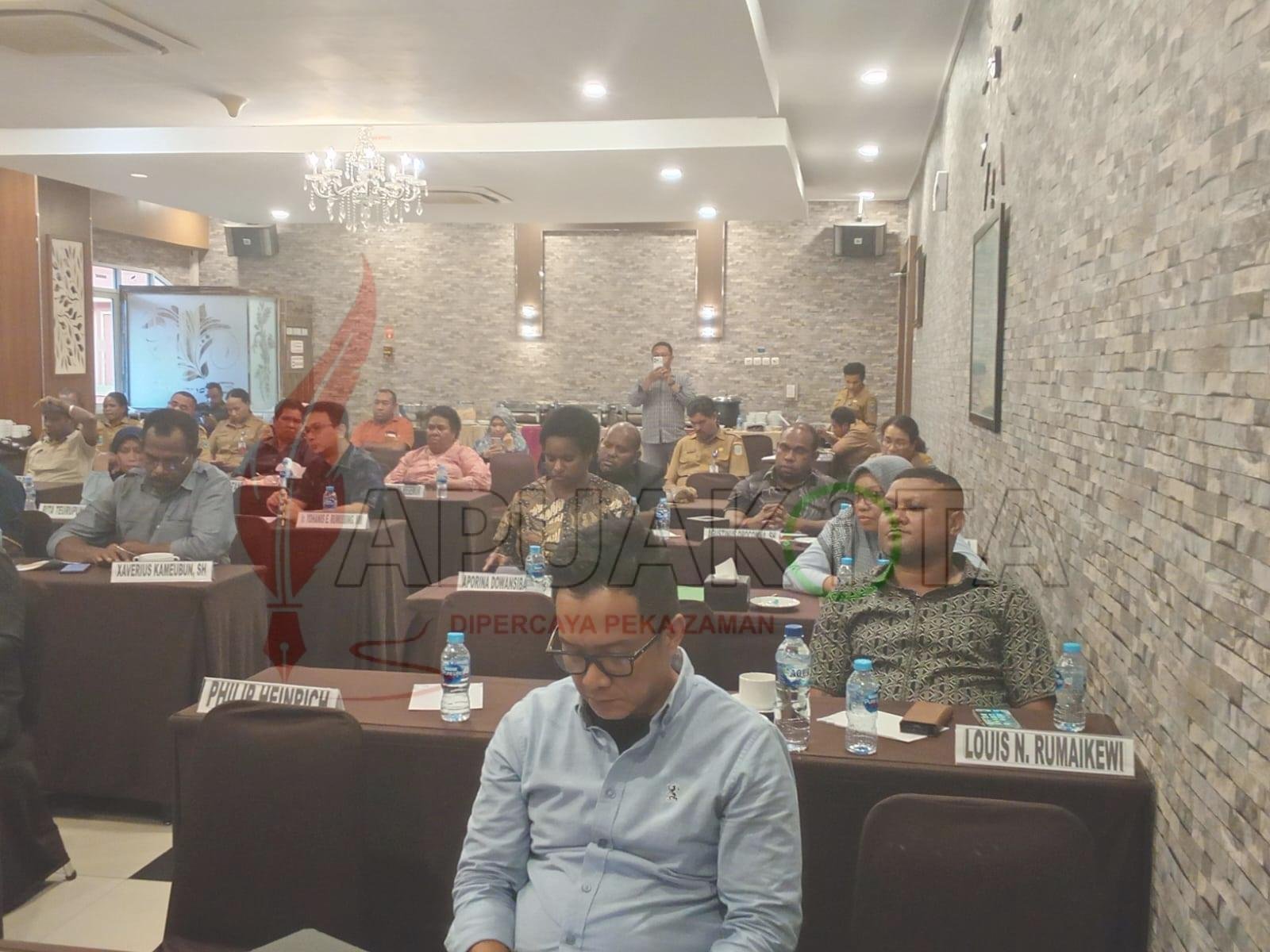 Suasana rapat internal DPRPB terkait pembentukkan Panja usulan DOB di wilayah Papua Barat